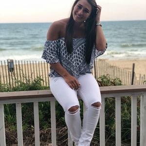 Meet your Posher, Karin